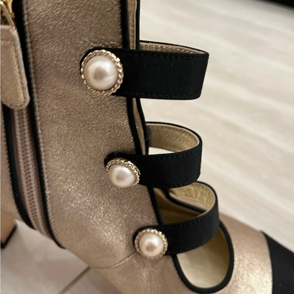 Chanel high-heels Boots Gold with Pearls - excellent condition! FANCY.. - Picture 3 of 8